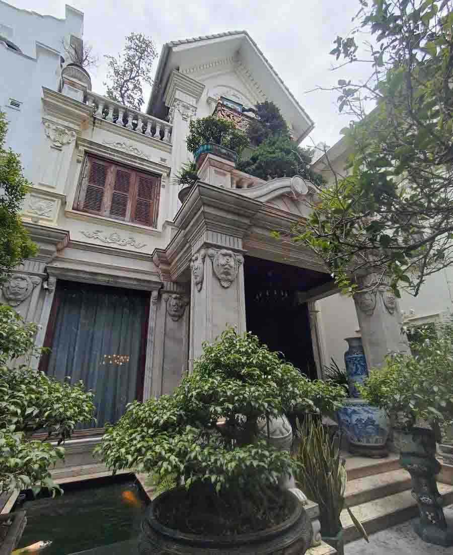 Bán biệt thự song lập Vinhomes Riverside Long Biên, phân khu Hoa Sữa, DT 215m2 view sông đẹp, đầy đủ nội thất giá cực tốt